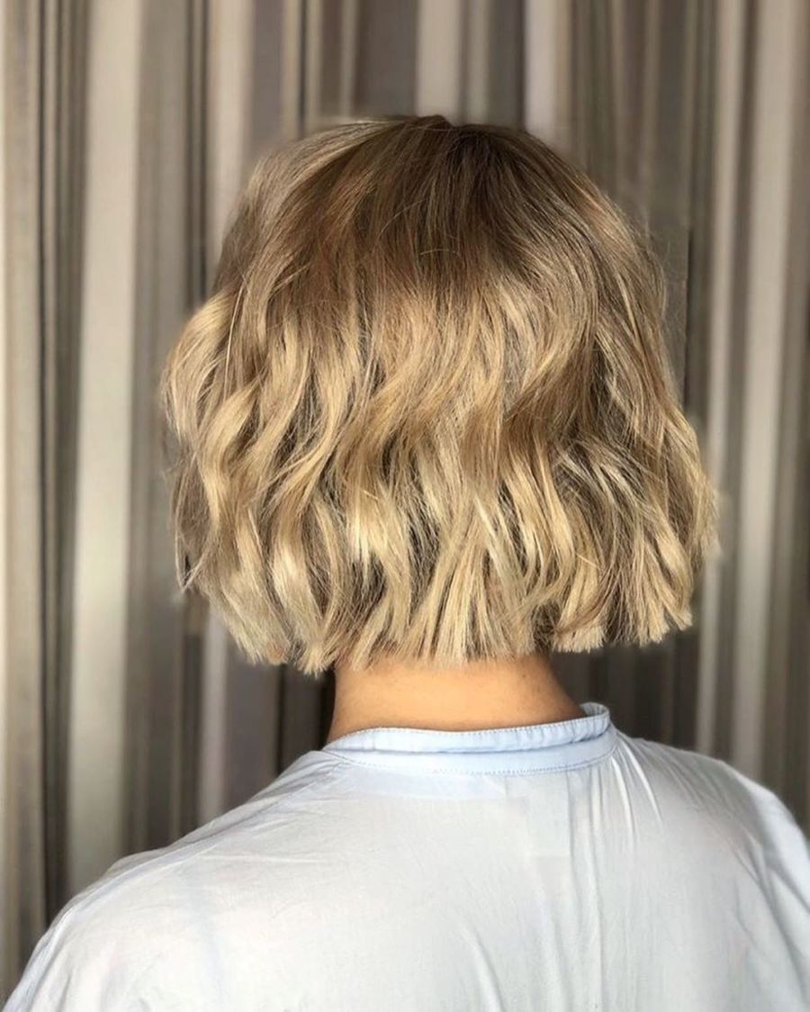 kort-vagad-brollopsfrisyr